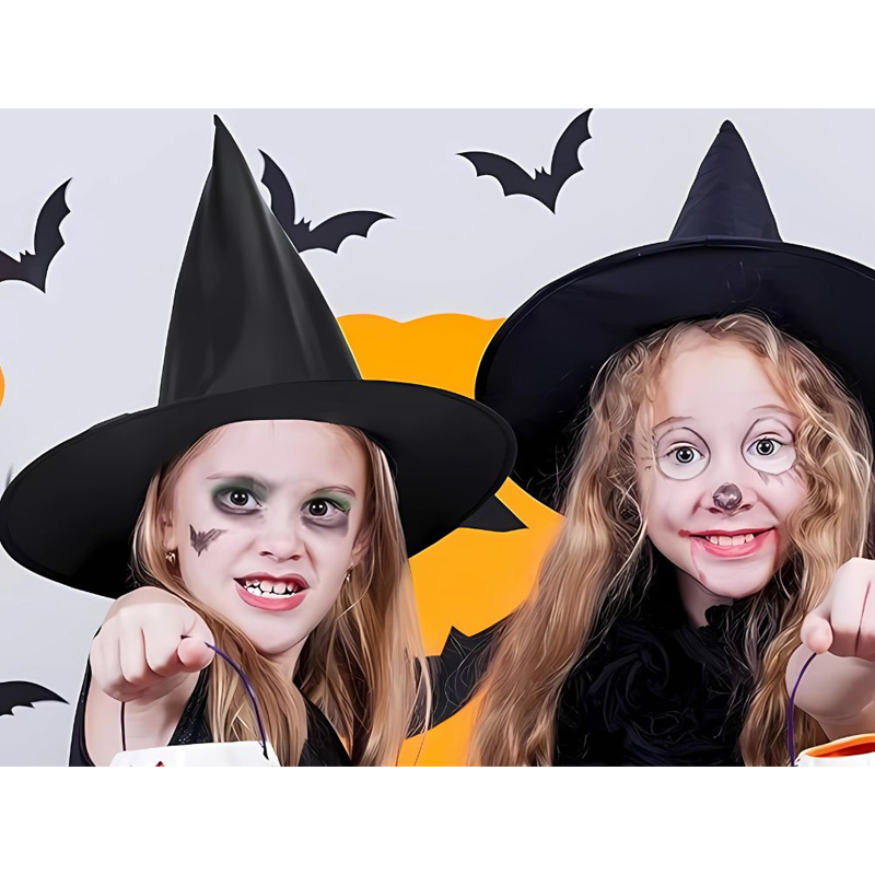 Čarodejnícky klobúk na Halloween – čierna špicatá čiapka ku kostýmu čarodejnice