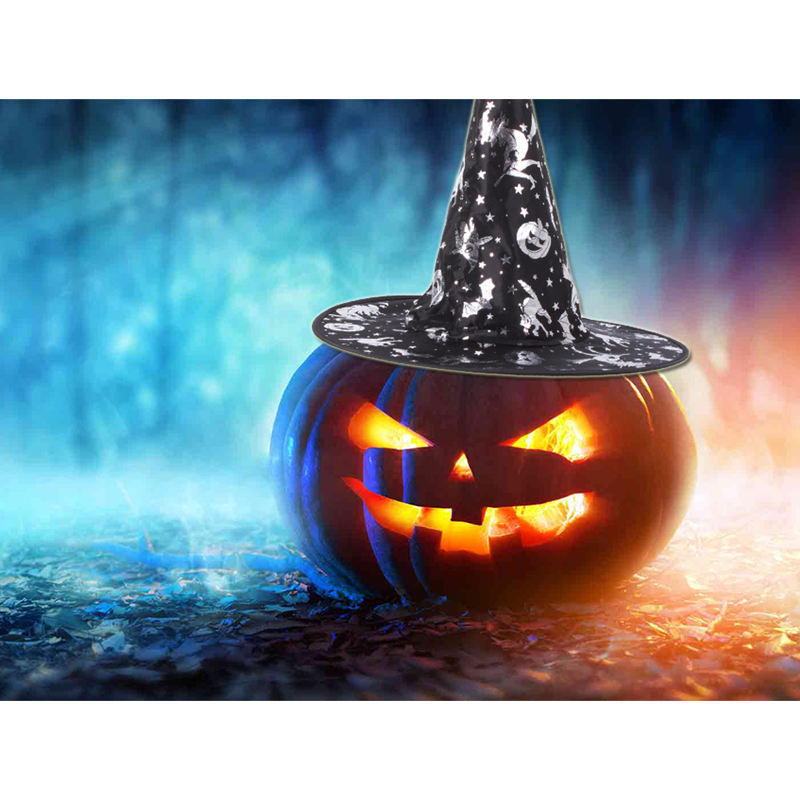 Čarodejnícky klobúk na Halloween – klasická špicatá čiapka so vzorom